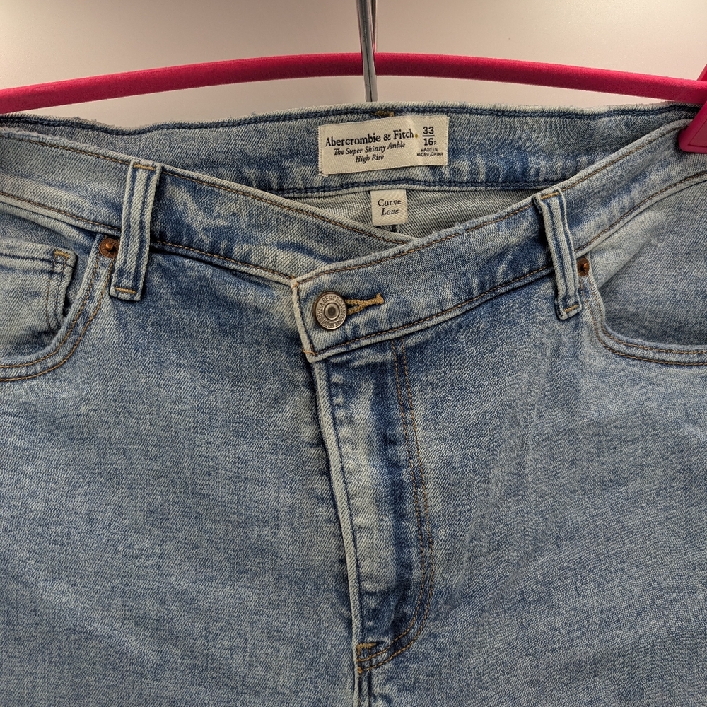 Abercrombie & Fitch Criss Cross Waist Skinny Jeans High Rise Light Wash 33 / 16 - Picture 7 of 8